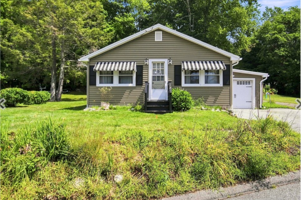 83 Union Rd, Wales, MA &mdash; offer accepted